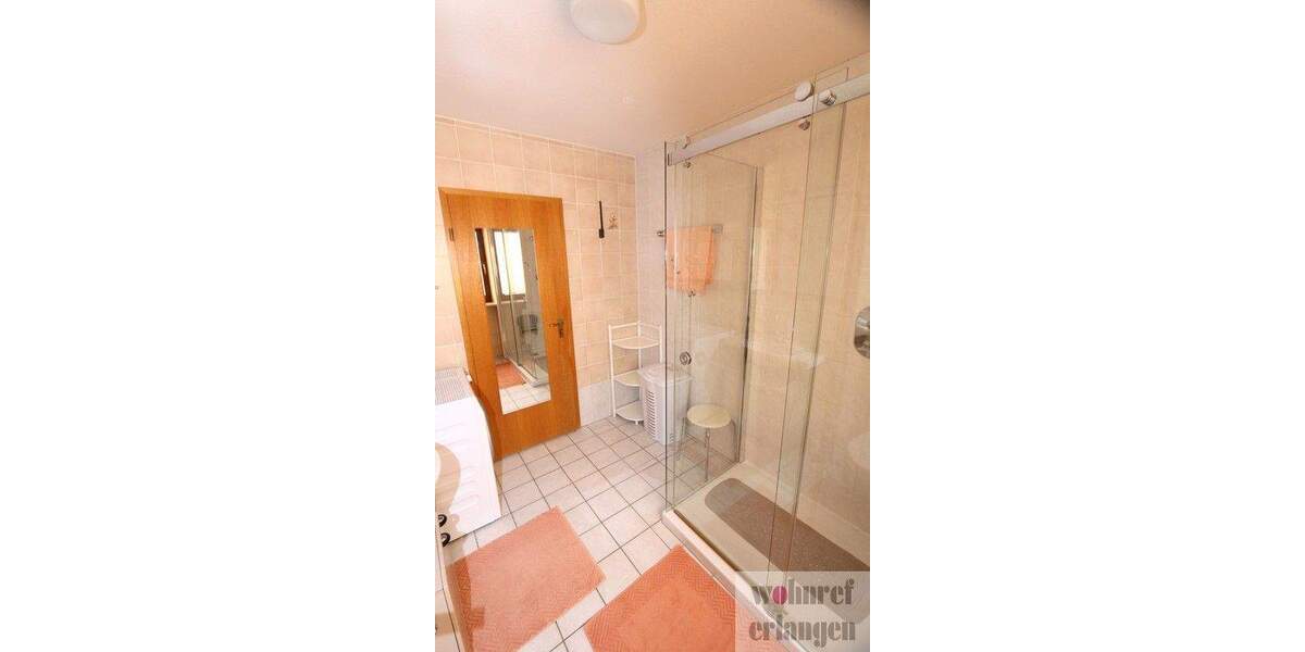 Etagenwohnung Erlangen Erlangen-Süd - 3 Zimmer, 83 m&sup2;, 1.300&euro; | Angebot:25862567