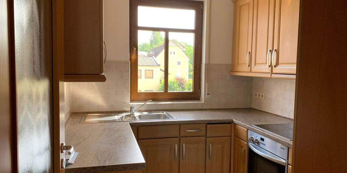 Etagenwohnung Neustadt an der Aisch Neustadt - 3 Zimmer, 86 m&sup2;, 790&euro; | Angebot:25660941