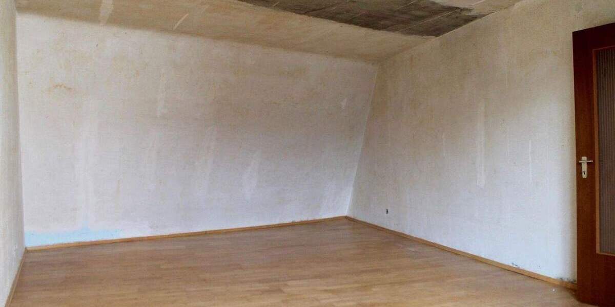 Etagenwohnung Erlangen Innenstadt - 3 Zimmer, 87 m&sup2;, 392.000&euro; | Angebot:25819677