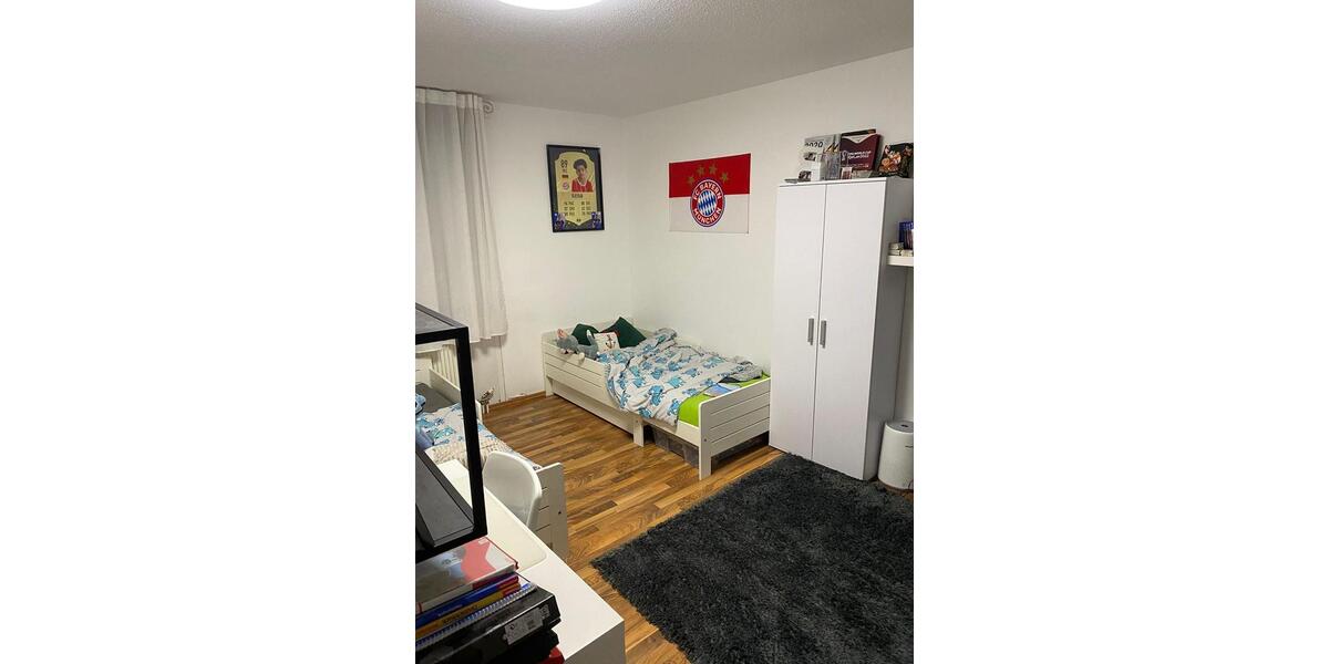 Etagenwohnung Fürth Bislohe - 3 Zimmer, 84 m&sup2;, 1.100&euro; | Angebot:26677272
