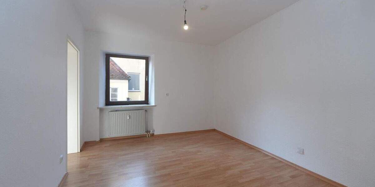 Etagenwohnung Schwabach - 4 Zimmer, 80 m&sup2;, 169.000&euro; | Angebot:25779481