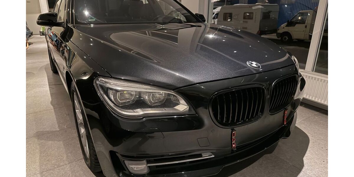 BMW 750 188.000 km 14.700 &euro; Veitsbronn 90587