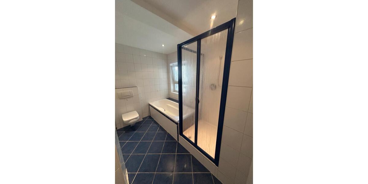 Erdgeschoßwohnung Cadolzburg - 3 Zimmer, 73 m&sup2;, 220.000&euro; | Angebot:26681156