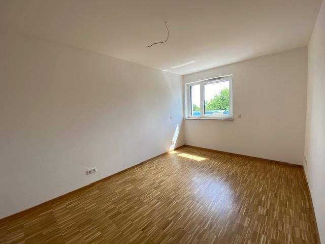Etagenwohnung Nürnberg Hasenbuck - 2 Zimmer, 69 m&sup2;, 1.020&euro; | Angebot:25661486