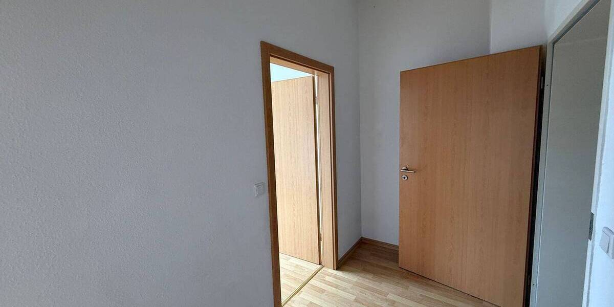 Etagenwohnung Nürnberg Schweinau - 4 Zimmer, 103 m&sup2;, 900&euro; | Angebot:26820803