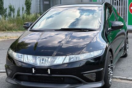 Honda Civic 144.000 km 5.990 &euro; Fürth 90763