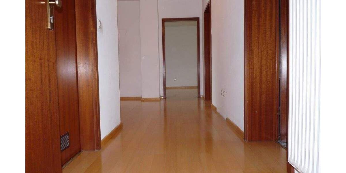 Etagenwohnung Altdorf bei Nürnberg Altdorf - 3 Zimmer, 89 m&sup2;, 280.000&euro; | Angebot:26607004