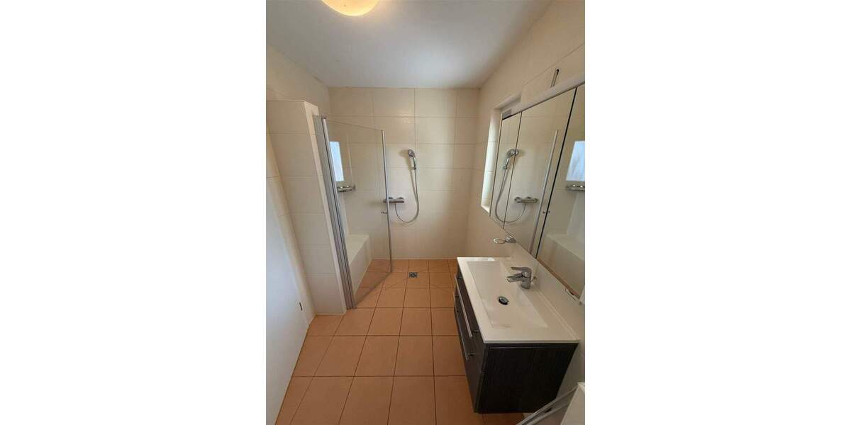 Einfamilienhaus Winkelhaid b Nürnberg Winkelhaid - 9 Zimmer, 250 m&sup2;, 499.000&euro; | Angebot:25689609