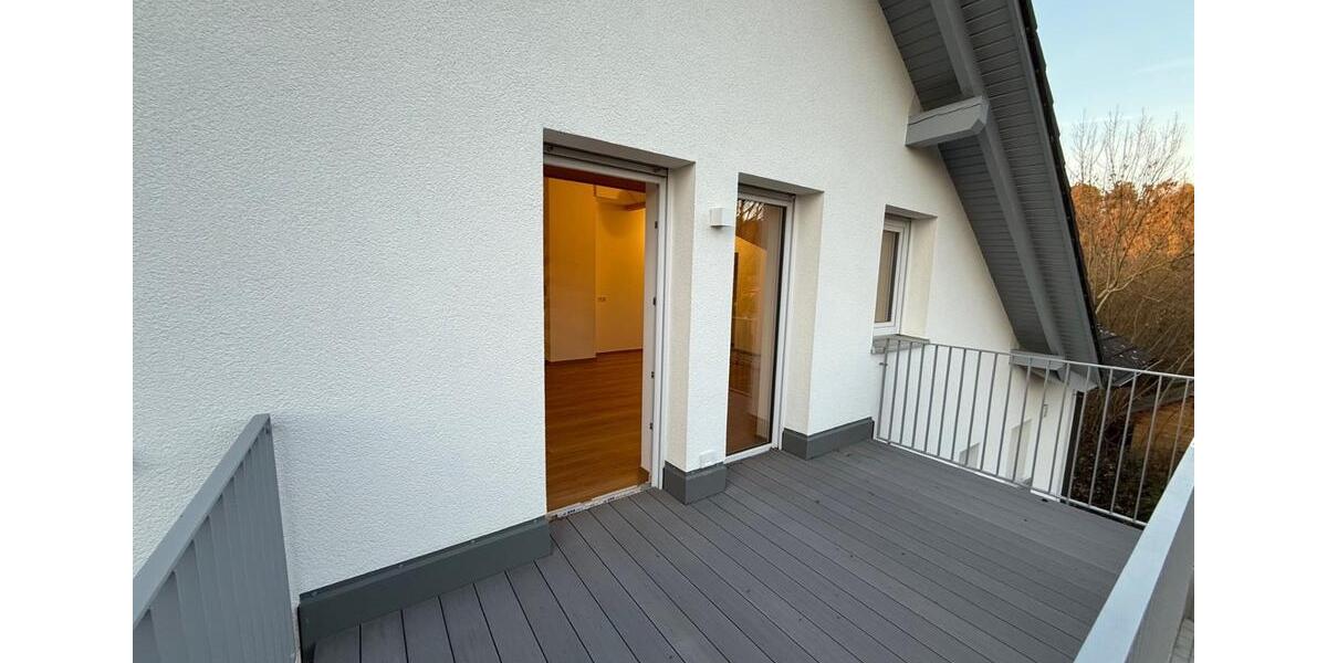 Maisonettenwohnung Adelsdorf - 3 Zimmer, 94 m&sup2;, 1.400&euro; | Angebot:25098639