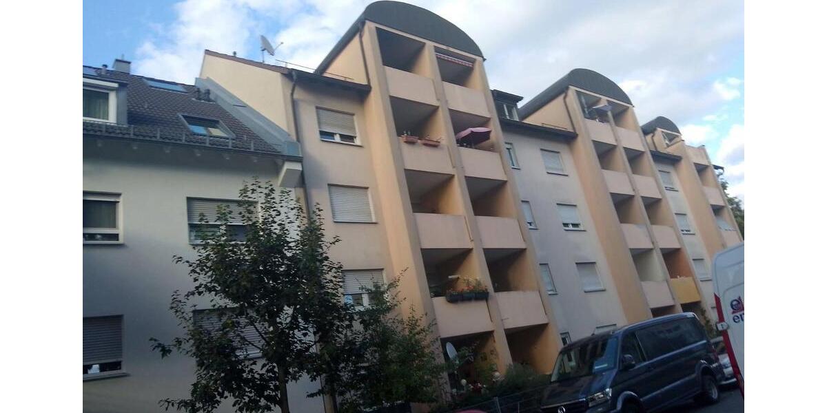 Dachgeschoßwohnung Nürnberg Eberhardshof - 3 Zimmer, 83 m&sup2;, 1.075&euro; | Angebot:25945306