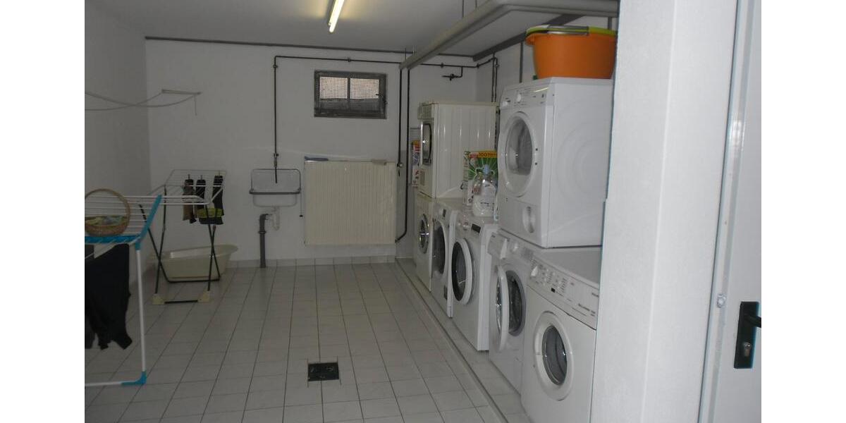 Etagenwohnung Cadolzburg - 2.5 Zimmer, 59 m&sup2;, 215.000&euro; | Angebot:26964300