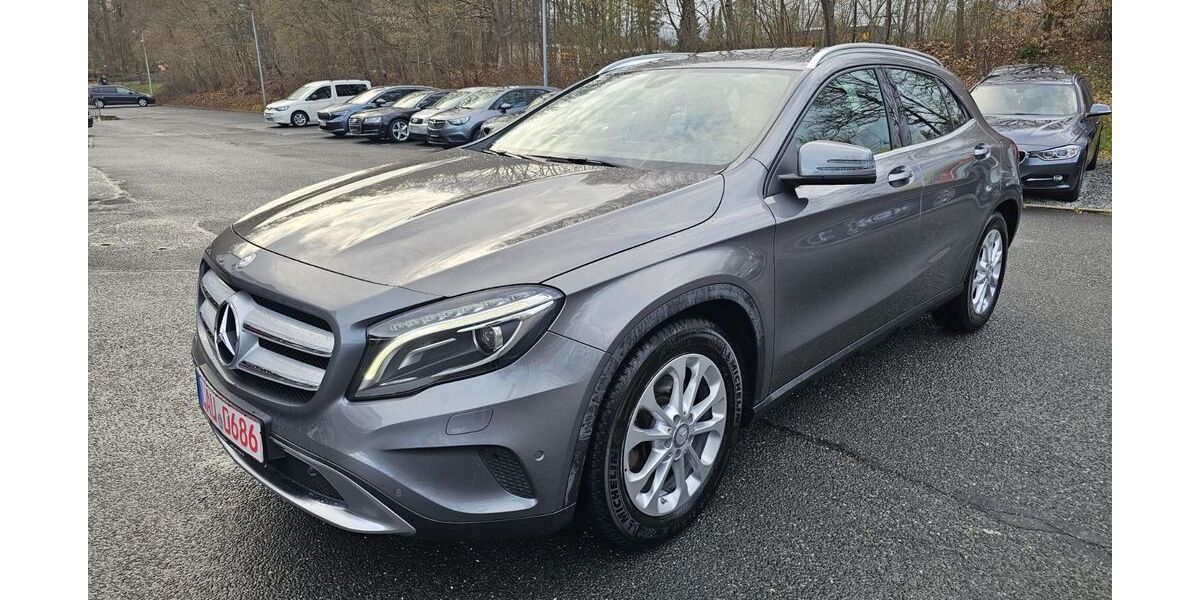 Mercedes-Benz GLA 250 69.200 km 17.900 &euro; Lauf a. d. Pegnitz 91207