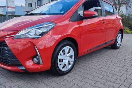 Toyota Yaris 61.500 km 11.450 &euro; Fürth 90763