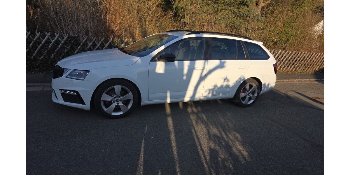 Skoda Octavia 124.500 km 17.199 &euro; Hemhofen 91334