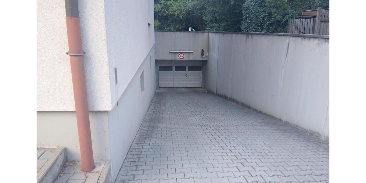 Dachgeschoßwohnung Nürnberg Eberhardshof - 3 Zimmer, 83 m&sup2;, 1.075&euro; | Angebot:25945306