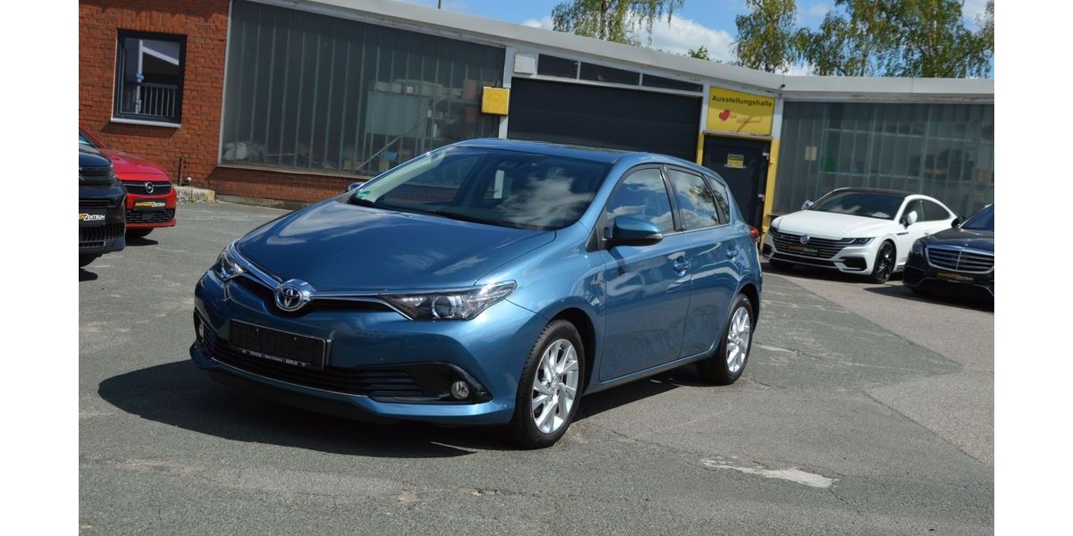 Toyota Auris 46.100 km 14.290 &euro; Nürnberg 90469