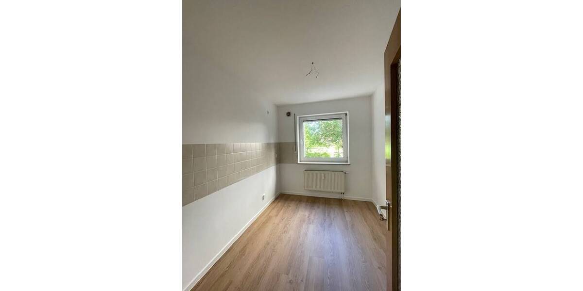 Zimmer Nürnberg Gartenstadt - 3 Zimmer, 80 m&sup2;, 799&euro; | Angebot:26489493