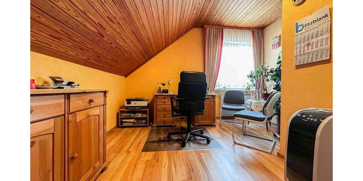 Einfamilienhaus Nürnberg Schweinau - 8 Zimmer, 589.000&euro; | Angebot:25654584