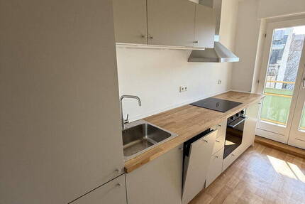 Wohnung Nürnberg St Johannis - 4 Zimmer, 120 m&sup2;, 1.670&euro; | Angebot:26016208