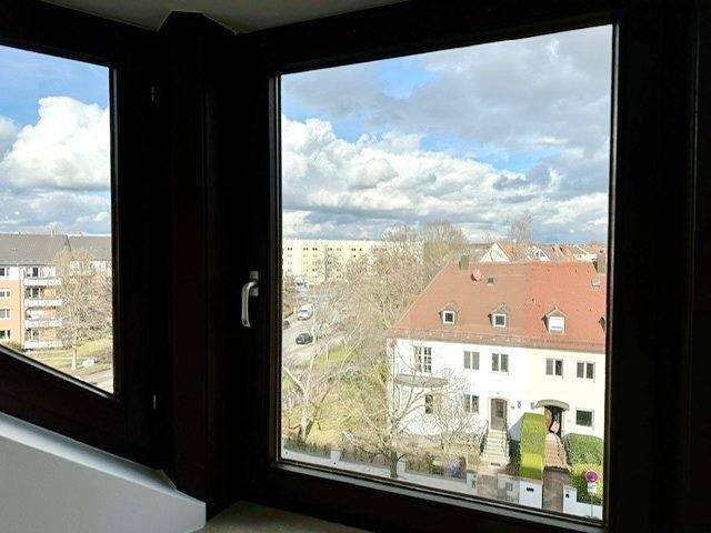 Etagenwohnung Nürnberg Maxfeld - 4 Zimmer, 174 m&sup2;, 2.575&euro; | Angebot:26017782