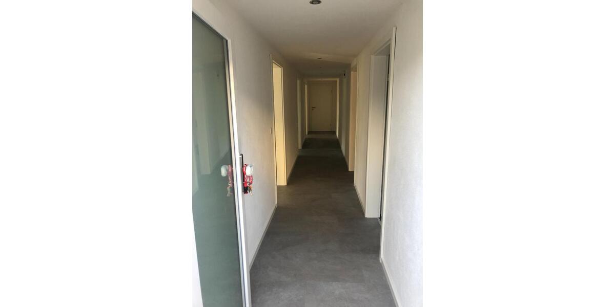 Etagenwohnung Lonnerstadt - 3.5 Zimmer, 94 m&sup2;, 850&euro; | Angebot:25883155
