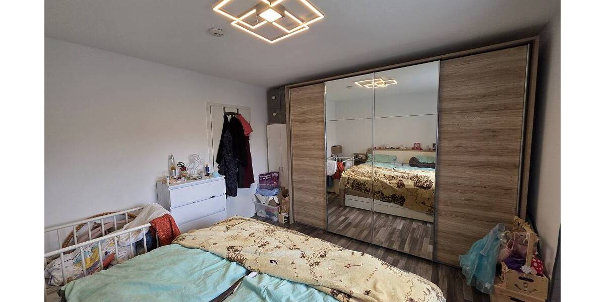 Mehrfamilienhaus, Wohnhaus Fürth Burgfarrnbach - 5 Zimmer, 121 m&sup2;, 1.325&euro; | Angebot:25928885