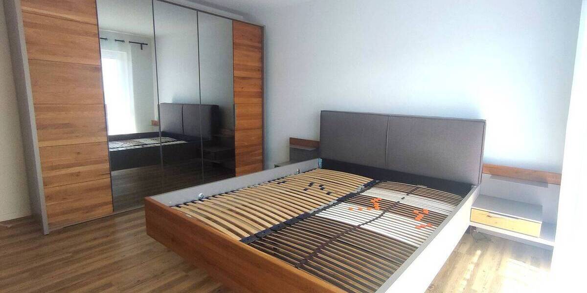 Einfamilienhaus Oberreichenbach - 5 Zimmer, 177 m&sup2;, 2.650&euro; | Angebot:26657299