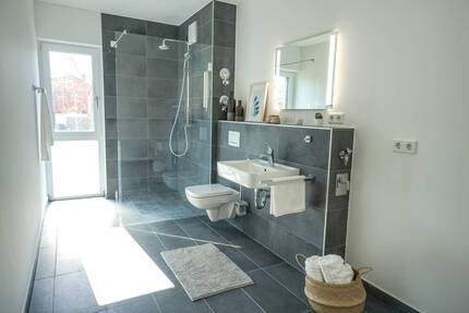 Wohnung Oberasbach Kreutles - 4 Zimmer, 114 m&sup2;, 1.665&euro; | Angebot:25985108