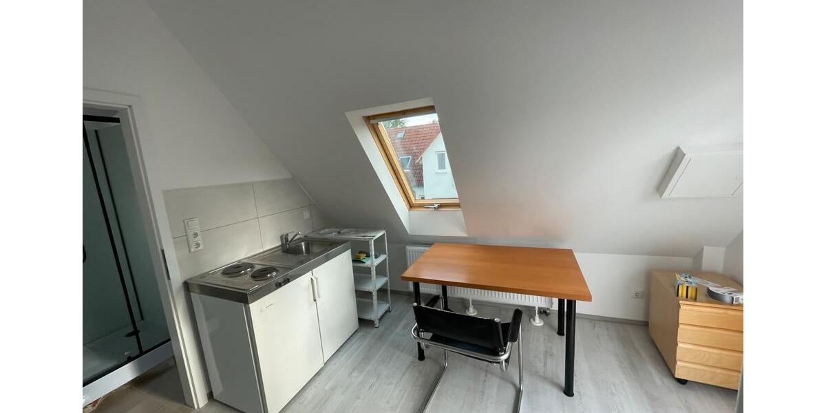Dachgeschoßwohnung Buckenhof - 1 Zimmer, 20 m&sup2;, 620&euro; | Angebot:26614881