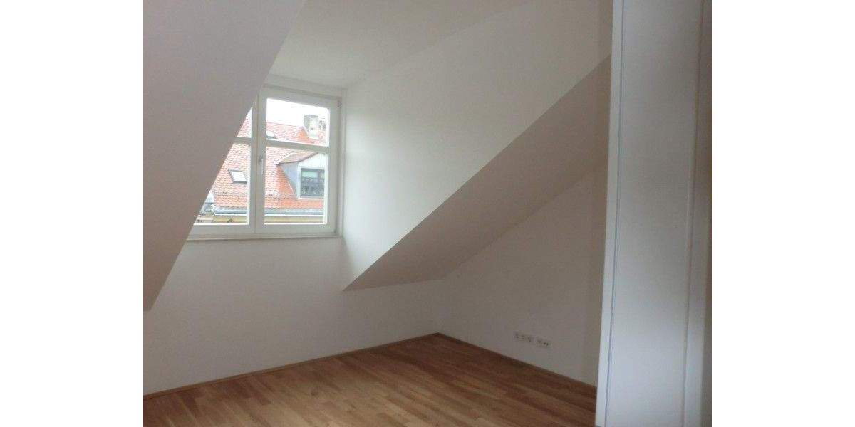 Etagenwohnung Fürth Innenstadt - 2 Zimmer, 59 m&sup2;, 185.000&euro; | Angebot:25668249