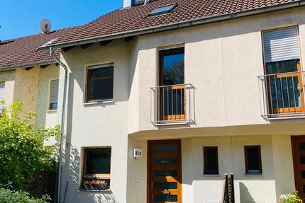 Haus Nürnberg Holzheim - 6 Zimmer, 178 m&sup2;, 1.890&euro; | Angebot:27614226