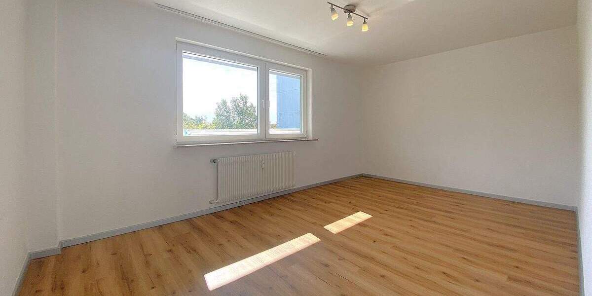 Etagenwohnung Erlangen Bruck - 3 Zimmer, 69 m&sup2;, 265.000&euro; | Angebot:25779495