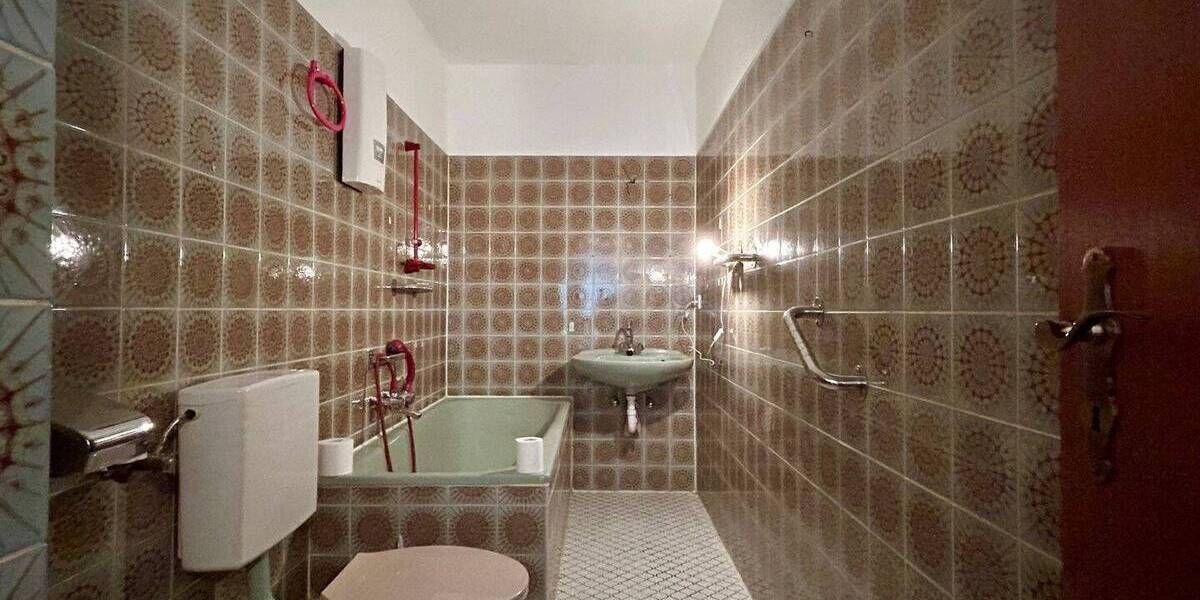 Etagenwohnung Erlangen Büchenbach - 3 Zimmer, 67 m&sup2;, 180.000&euro; | Angebot:26486400