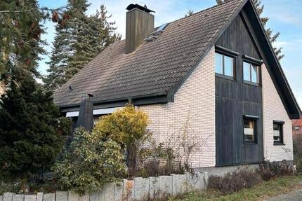 Haus Oberasbach - 4 Zimmer, 154 m&sup2;, 695.000&euro; | Angebot:25972211