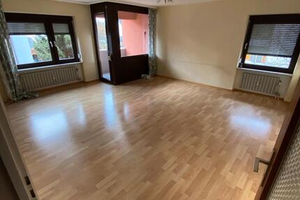 Wohnung Forchheim - 3 Zimmer, 74 m&sup2;, 850&euro; | Angebot:25853942