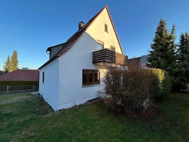 Einfamilienhaus Herzogenaurach - 7 Zimmer, 122 m&sup2;, 690.000&euro; | Angebot:25771967