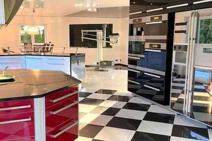 Haus Schwabach - 6 Zimmer, 241 m&sup2;, 990.000&euro; | Angebot:24764135