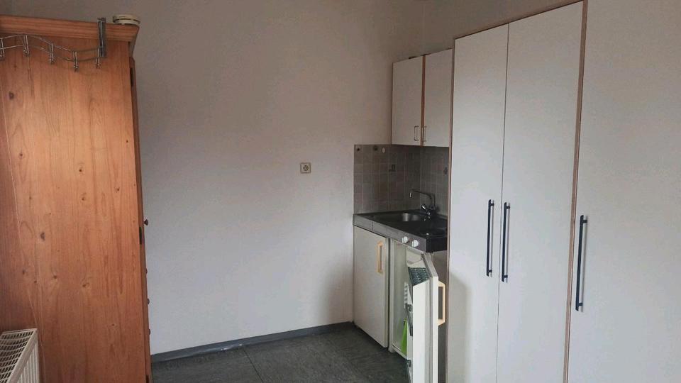 Etagenwohnung Nürnberg Katzwang - 1 Zimmer, 25 m&sup2;, 280&euro; | Angebot:25376405