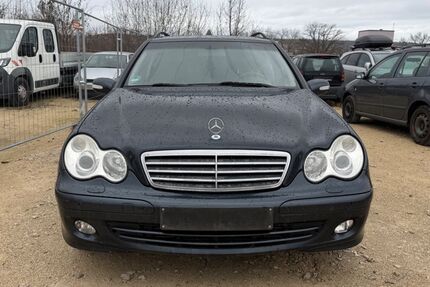Mercedes-Benz C 200 301.114 km 1.790 &euro; Zirndorf 90513