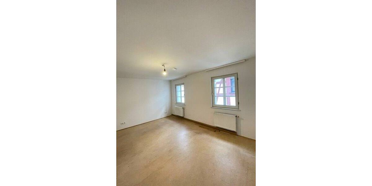 Etagenwohnung Lauf an der Pegnitz Lauf - 3 Zimmer, 71 m&sup2;, 560&euro; | Angebot:25997636