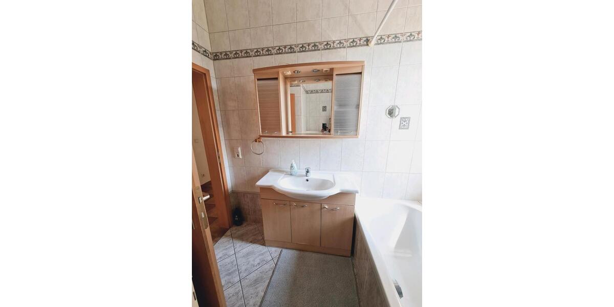Etagenwohnung Nürnberg Sankt Leonhard - 3 Zimmer, 80 m&sup2;, 1.050&euro; | Angebot:26584564