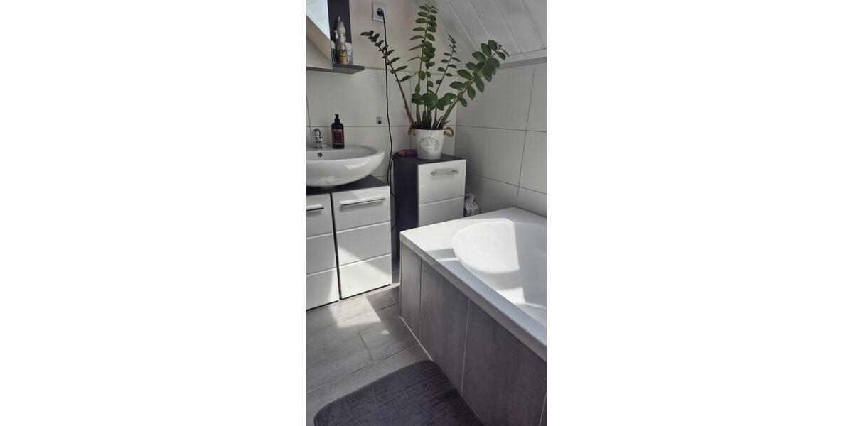 Einfamilienhaus Bruckberg - 3 Zimmer, 75 m&sup2;, 160.000&euro; | Angebot:24805937