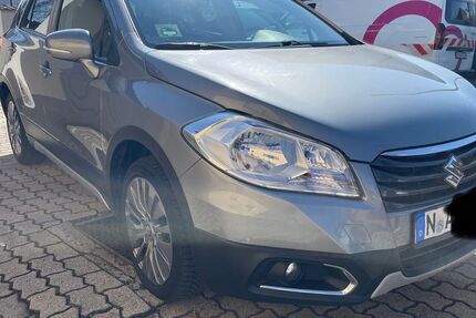 Suzuki (SX4) S-Cross 252.701 km 7.200 &euro; Oberasbach 90522