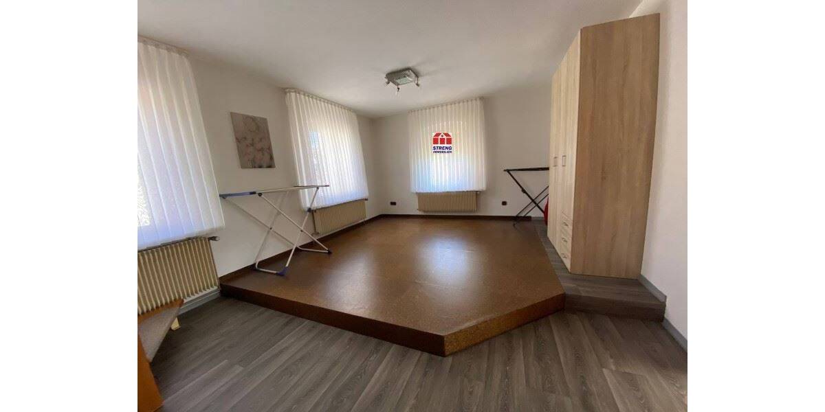 Einfamilienhaus Rückersdorf Rückersdorf - 7 Zimmer, 180 m&sup2;, 498.000&euro; | Angebot:25769995