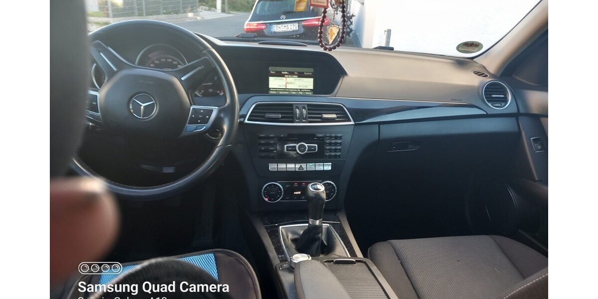 Mercedes-Benz C 200 215.000 km 10.000 &euro; Heroldsberg 90562