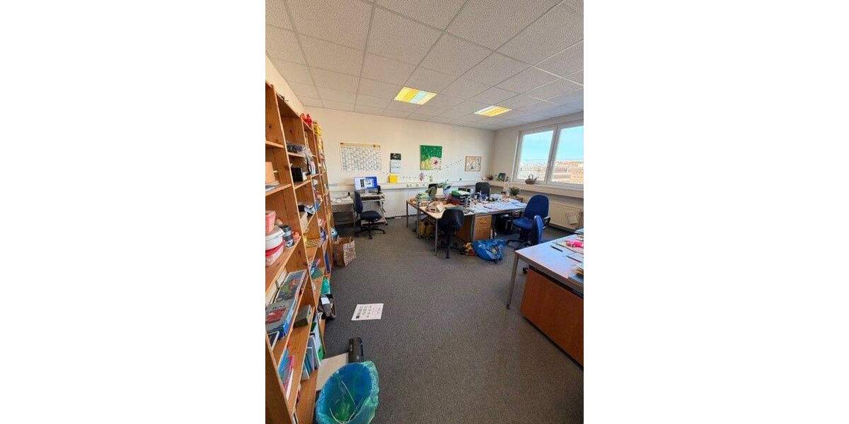 Gewerbeobjekt Fürth Südstadt - 5 Zimmer, 187 m&sup2;, 1.870&euro; | Angebot:25674928