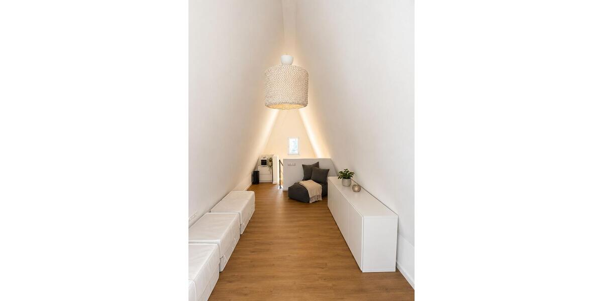 Dachgeschoßwohnung Forchheim - 2 Zimmer, 65 m&sup2;, 880&euro; | Angebot:26562498