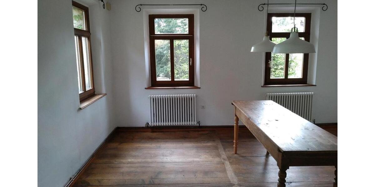 Etagenwohnung Uttenreuth - 4 Zimmer, 100 m&sup2;, 1.410&euro; | Angebot:25173882