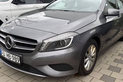 Mercedes-Benz A 180 210.950 km 8.790 &euro; Fürth 90765