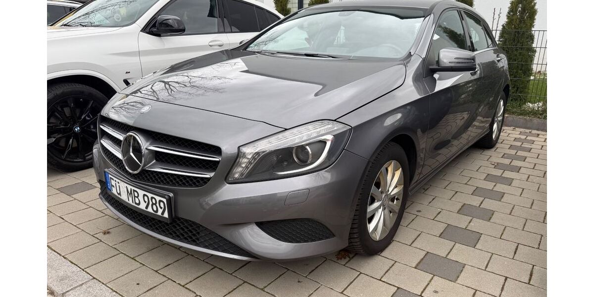 Mercedes-Benz A 180 210.950 km 8.790 &euro; Fürth 90765